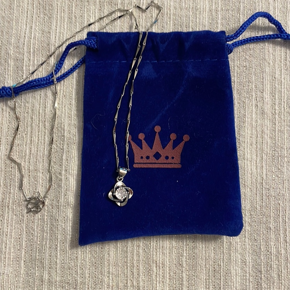 Verano Hill 16.75” necklace, New never worn